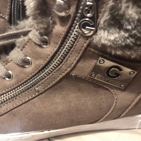 Guess faux fur sneaker/boot…. Sneaker is grayish in color… size 8.5 - Picture 3 of 10